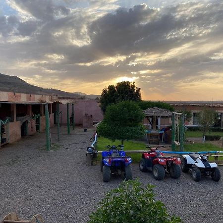 Les Cavaliers Chez Yassine Villa Marrakesh Exterior photo